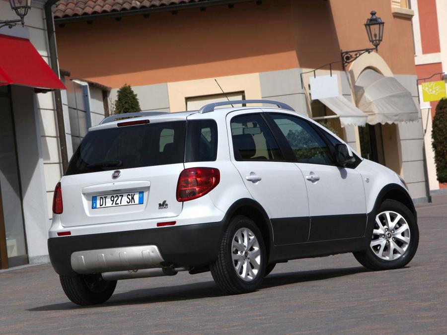  Fiat Sedici 2009 года  (фото 9 из 30)